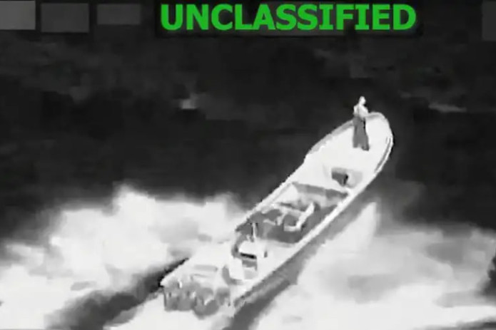 AQSh Tinch okeanida giyohvand moddalar savdosi bilan shug'ullanuvchi kemaga zarba berganini e'lon qildi