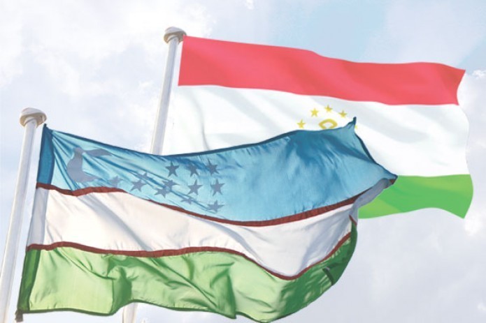 Правительственные делегации Узбекистана и Таджикистана провели встречу в Джизаке