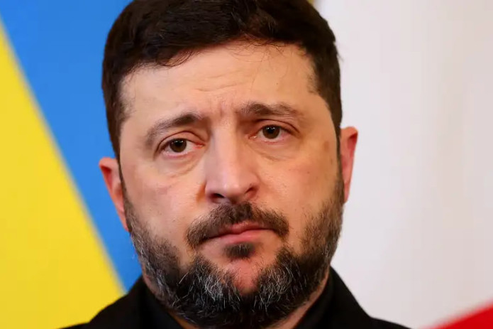 Zelenskiy prezident devoni rahbari lavozimiga nomzodlarni e'lon qildi