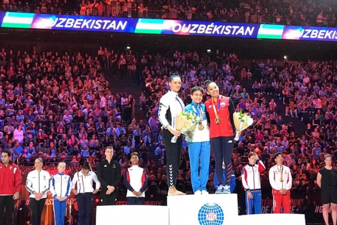 Оксана Чусовитина стала золотым призёром Парижского турнира