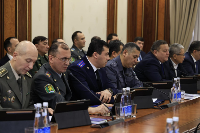 Muhim dasturiy hujjat va Samarqand shahrini modernizatsiya qilish masalalari muhokama qilindi