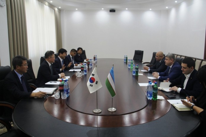 НАК «Узбекистон хаво йуллари» и «Korean Air» обсудили вопросы сотрудничества