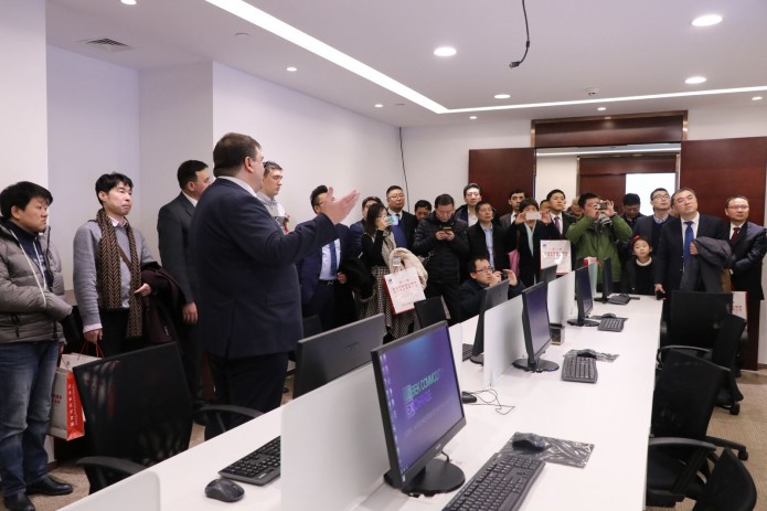 В Шанхае открылась торговая площадка Узбекской товарно-сырьевой биржи