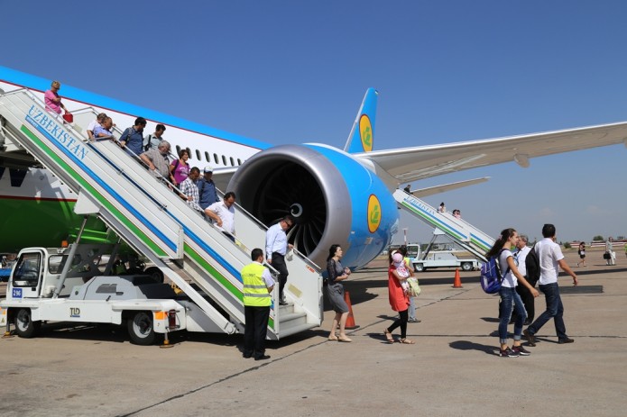 В четырех аэропортах Узбекистана вводится режим «Открытое небо»