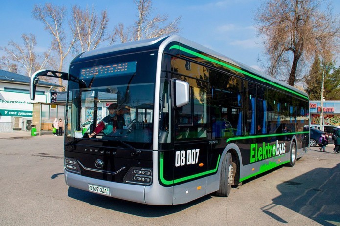 Toshkentda avtobus va elektrobuslar bir kunda 1,4 mln so'm daromad qildi
