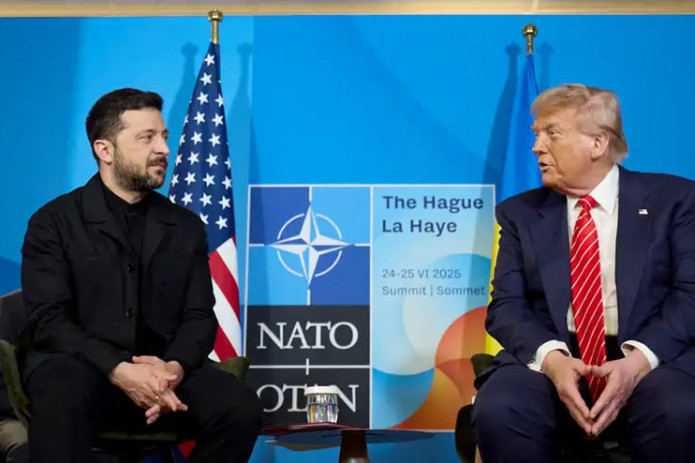 Tramp Zelenskiy bilan suhbatda Kiyevni hujumga o‘tishga undagan