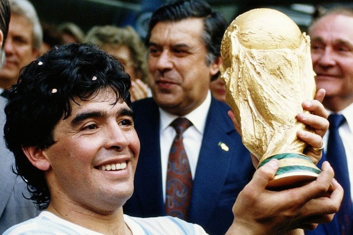 Maradonaning 1986-yilgi jahon chempionatidagi "Oltin to'p"i kimoshdi savdosiga qo'yiladi