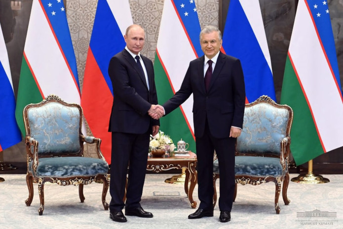 Shavkat Mirziyoyev va Vladimir Putin telefon orqali gaplashdi