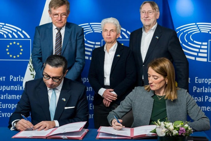 Yevropa Ittifoqi Vengriya vetosiga qaramay, Ukrainaga 90 milliard yevro miqdorda kredit ajratadi