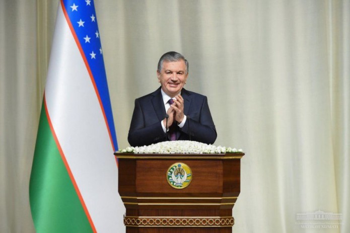 Prezident konservatoriya professor-o‘qituvchilarini mukofotladi