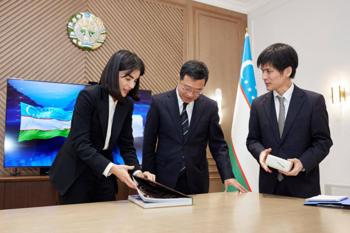 Saida Mirziyoyeva Yaponiyaning O‘zbekistondagi yangi elchisi bilan uchrashdi