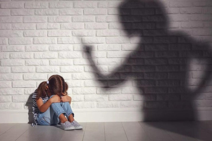 Zo‘ravonlik sodir etilishi xavfi ostida bo‘lgan bolalar uchun professional tutingan oila xizmati yo‘lga qo‘yiladi