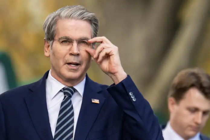 Bloomberg: AQSh tinchlikdan bosh tortgani uchun Rossiyaga qarshi sanksiyalar tayyorlamoqda