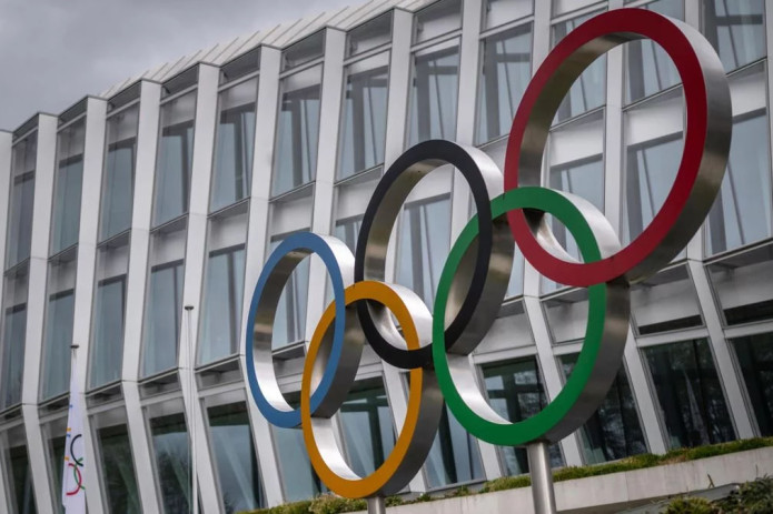 Xalqaro Olimpiya Qoʻmitasi  2026-yilda transgender sportchilarning ayollar musobaqalarida qatnashishini taqiqlashi mumkin