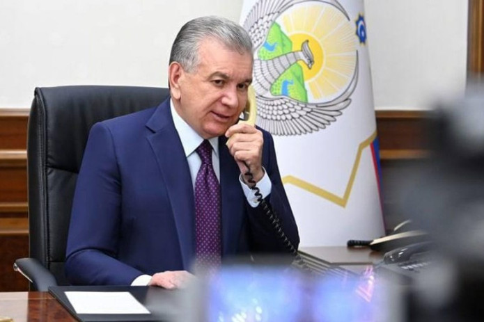 Shavkat Mirziyoyev Eronning yangi Prezidenti bilan telefon orqali muloqot qildi