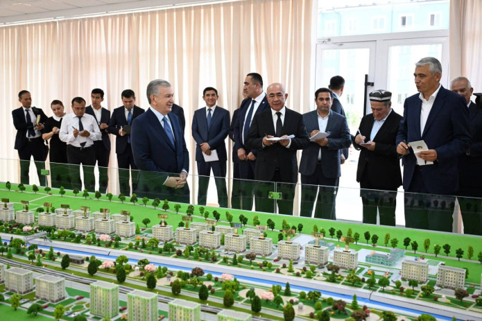 Parkentgacha qurilayotgan temir yo‘l tuman rivojini jadal oshiradi