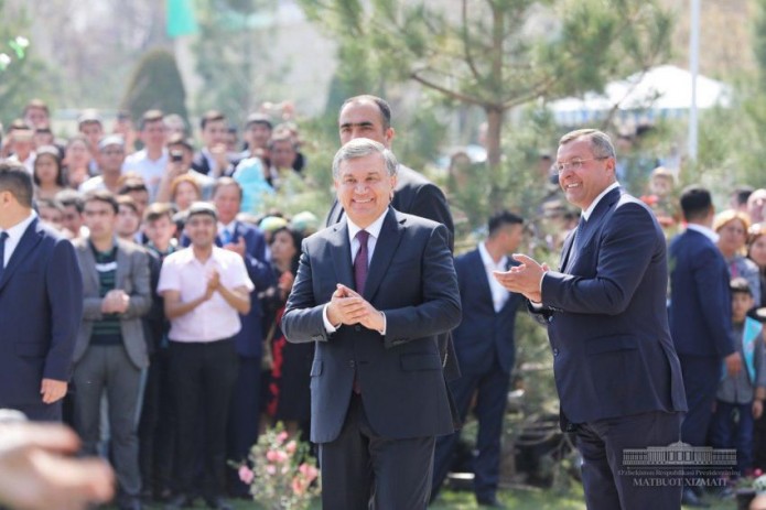 Президент посетил Самарканд и принял участие в торжествах по случаю Навруза