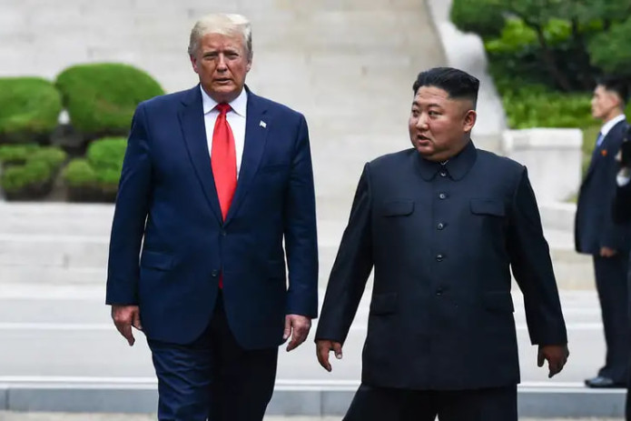 WSJ: Tramp bu kuzda Kim Chen In bilan uchrashmoqchi