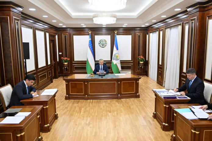 Shavkat Mirziyoyev maktab ta’limi sifatini oshirish hamda pedagoglar tayyorlash tizimini takomillashtirishga oid taqdimot bilan tanishdi