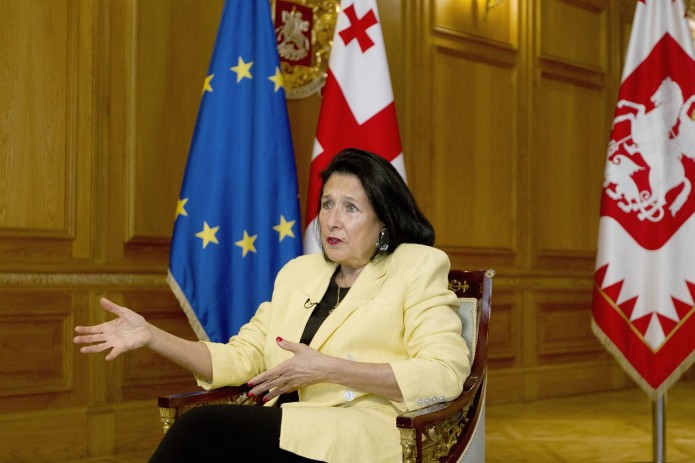 Gruziya prezidenti “xorijiy agentlar” to‘g‘risidagi qonunga veto qo‘ydi