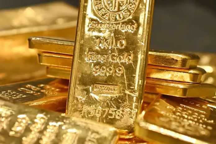 Eron va Trampning mojarosi tufayli oltin yangi rekord darajaga yetdi