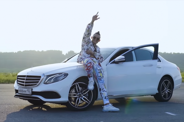 Сколько заплатит российский рэпер за растаможку Mercedes-Benz в Узбекистане
