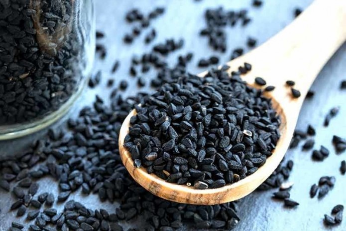 Yalangoch yaramas qiz