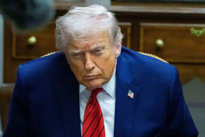 WSJ: Tramp Rossiya aktivlarini Ukrainadagi loyihalarga yo'naltirmoqchi