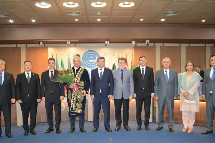 Xusrav Noziri Iqtisodiy hamkorlik tashkiloti bosh kotibi sifatidagi missiyasini yakunladi