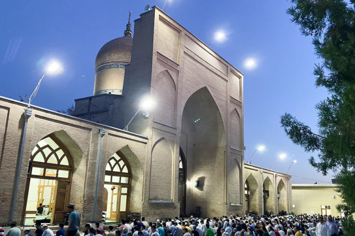Rasman: Qurbon hayiti 6 iyunda nishonlanadi