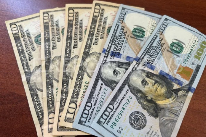 Dollar kursi 12 600 so‘mdan ham pastga tushdi
