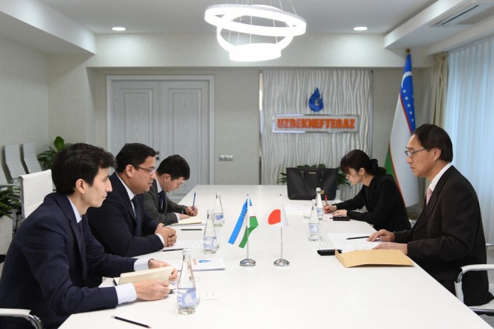 В АО «Узбекнефтегаз» прошли переговы с советником посольства Японии