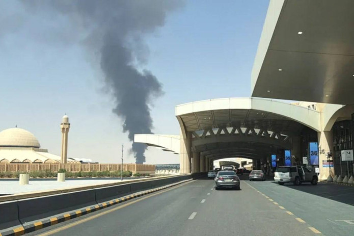 Saudiyadagi aeroportga raketa hujumidan ikki oʻzbekistonlik jarohatlandi