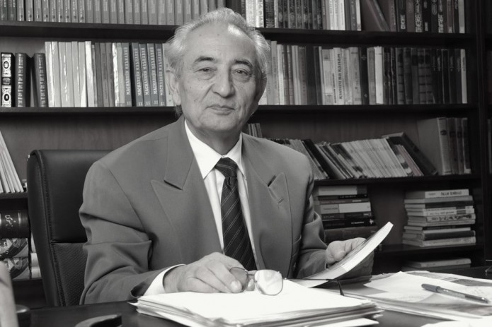O‘zbekiston xalq shoiri, taniqli tarjimon Jamol Kamol 84 yoshida vafot etdi