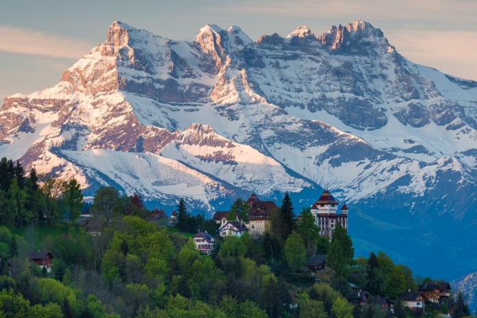 Из-за изменений климата в швейцарских Альпах исчезает снег