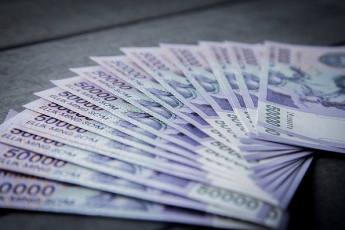 2021 yilning birinchi choragida davlat byudjeti daromadlari 33,9 trln. so‘mni, harajatlari esa 34,1 trln. so‘mni tashkil etmoqda