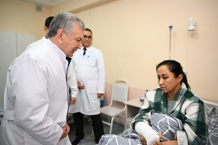 Prezident Guliston shahridagi fojiada jabrlanganlardan xabar oldi