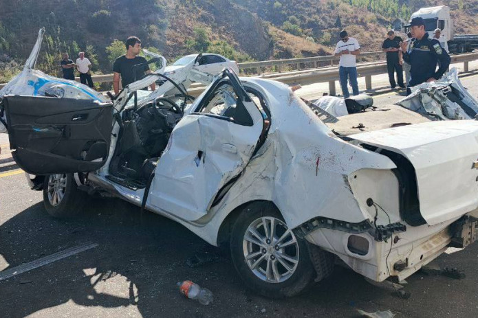 Qamchiq dovonida bir kunda ikkita YTH yuz berib, 3 kishi halok bo‘ldi
