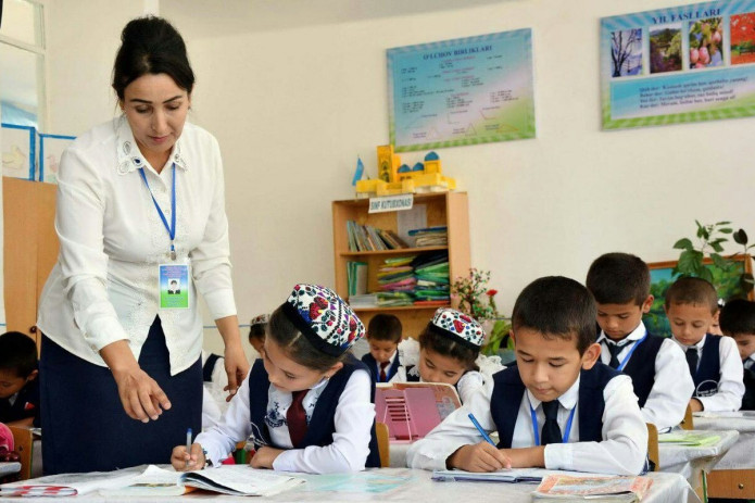 Til sertifikati yo‘q o‘qituvchilarning vaqtinchalik ishlashiga ruxsat berildi