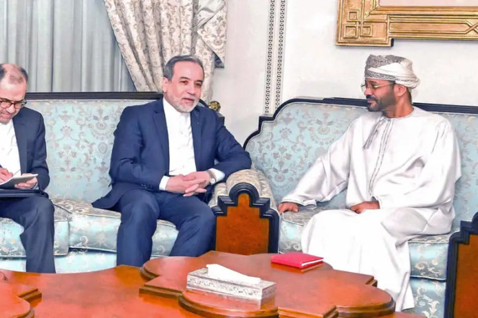 Трамп: Эрон билан музокаралар яхши кетмоқда, улар келишувга қизиқишмоқда