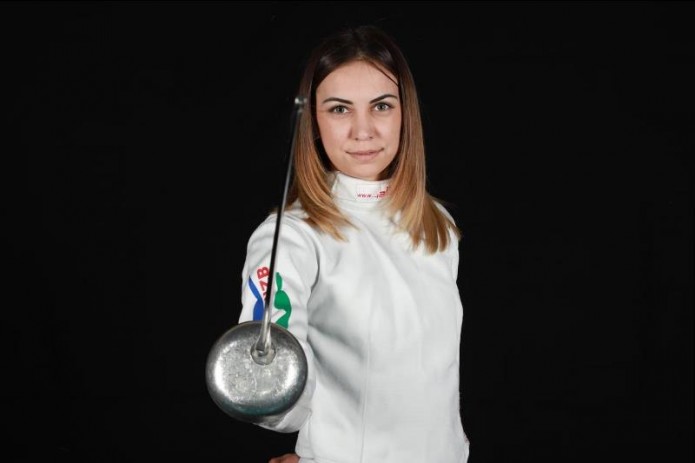 Впервые в истории Узбекистана фехтовальщица выиграла лицензию на Олимпиаду