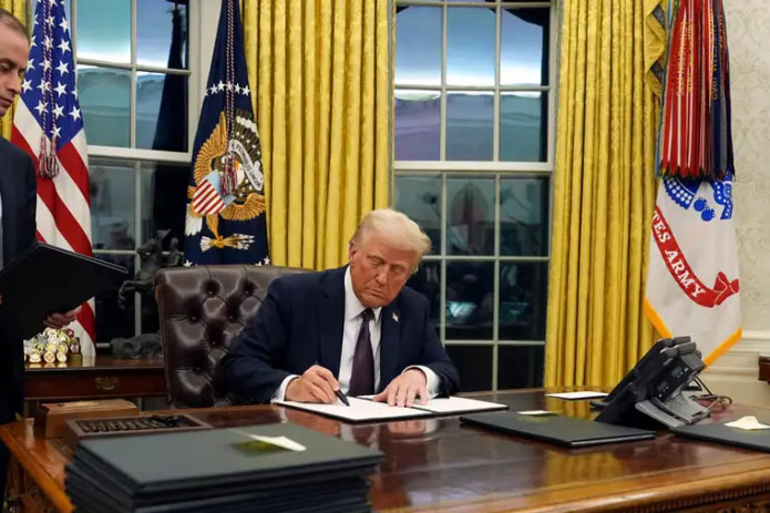 AQSh hukumatining rekord darajadagi shatdauni yakunlandi.