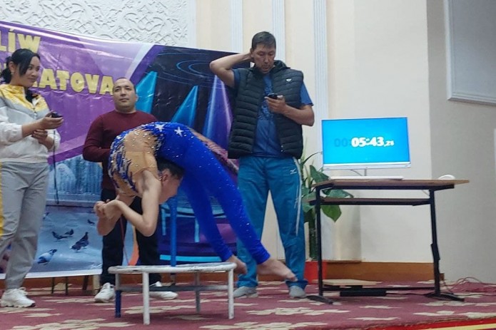 14 yoshli sportchimiz Jansuluv Tatlimuratova dunyo rekordini oʻrnatdi