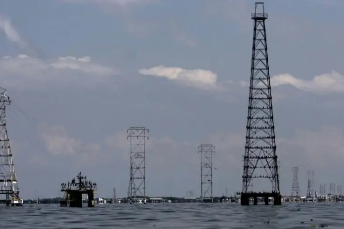 Tramp: Venesuela AQShga 30 dan 50 million barrelgacha neft yetkazib beradi