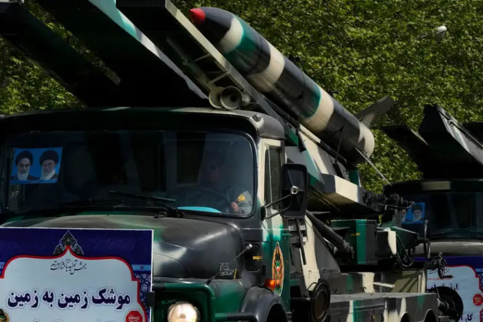 Eron: Trampning tahdidlari fonida armiya to'liq jangovar tayyorgarlikka keltirildi