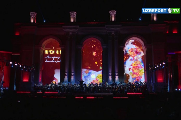 В Ташкенте проходит концерт под открытым небом