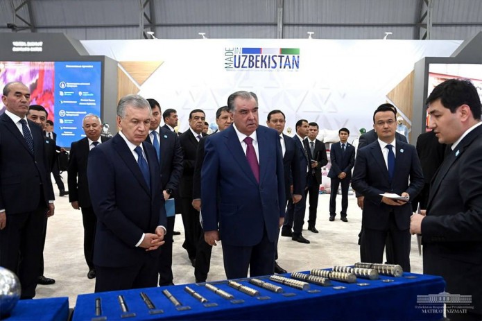 O‘zbekiston va Tojikiston yetakchilari “Made in Uzbekistan” ko‘rgazmasi bilan tanishdi