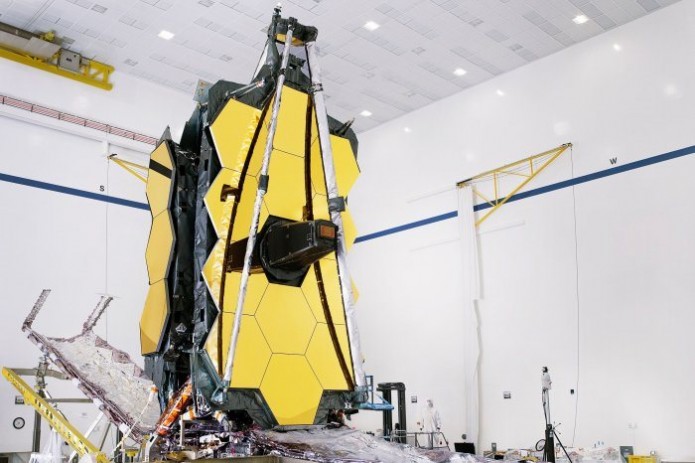 NASA запустит самый большой в мире космический телескоп