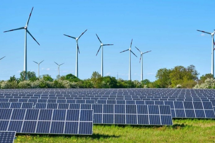 Узбекистан проведет тендеры на постройку 10 солнечных и ветряных электростанций