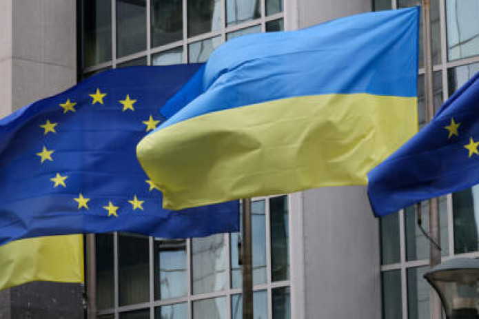 YEI ukrainaliklar uchun vaqtinchalik himoyani 2027 yil martigacha uzaytirdi